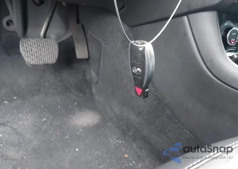 2019 Infiniti Qx30 Luxe z USA, uszkodzony, nr VIN SJKCH5CP5KA010934